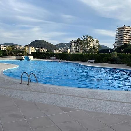 Studio Eleverca 3*- Rez De Jardin Terrasse - Axelle Loc'Appart Mandelieu Eksteriør bilde